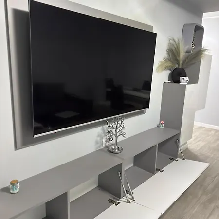 Apartament Cristal Mamaia Nord Năvodari